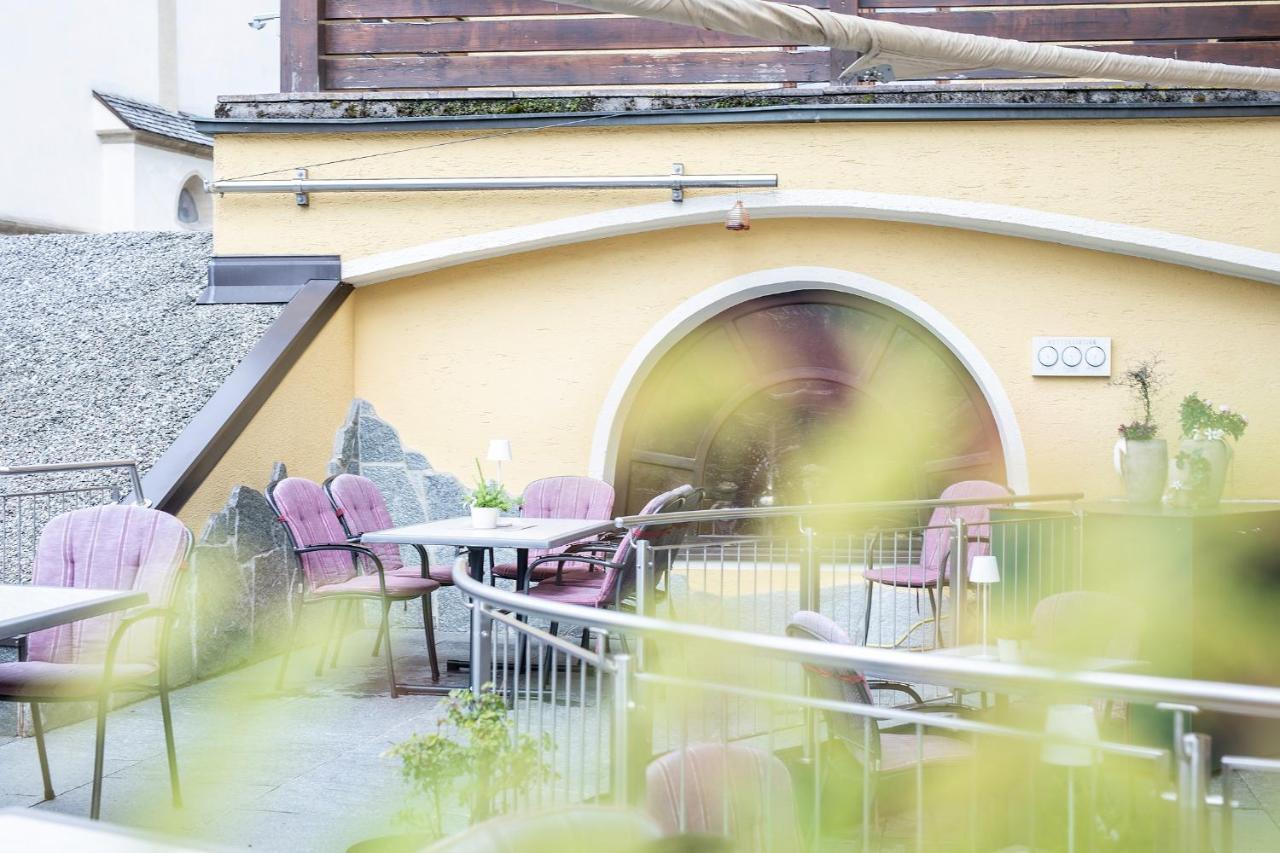 Hotel Zum Hirschen อิมสท์ ภายนอก รูปภาพ