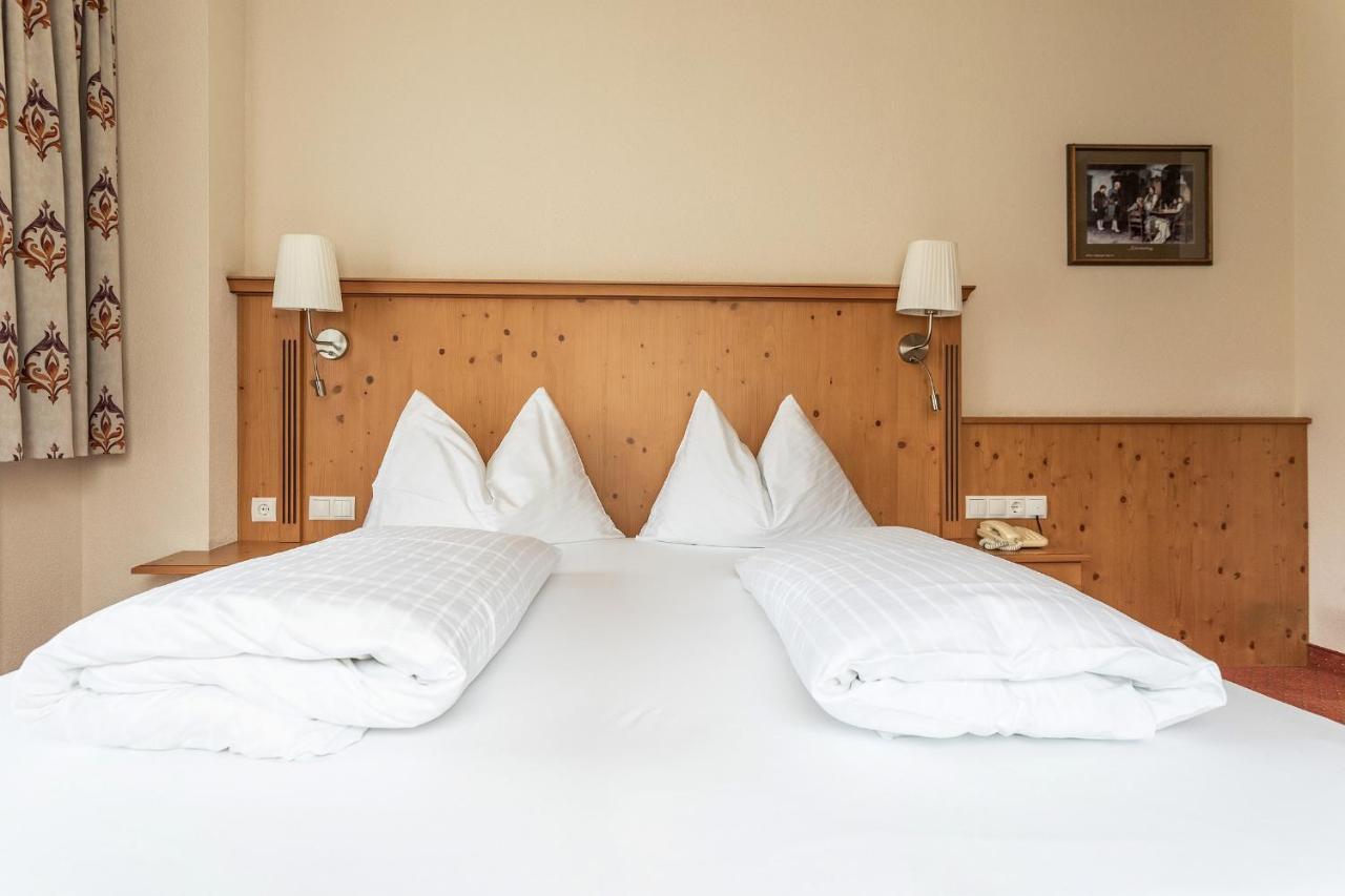 Hotel Zum Hirschen อิมสท์ ภายนอก รูปภาพ