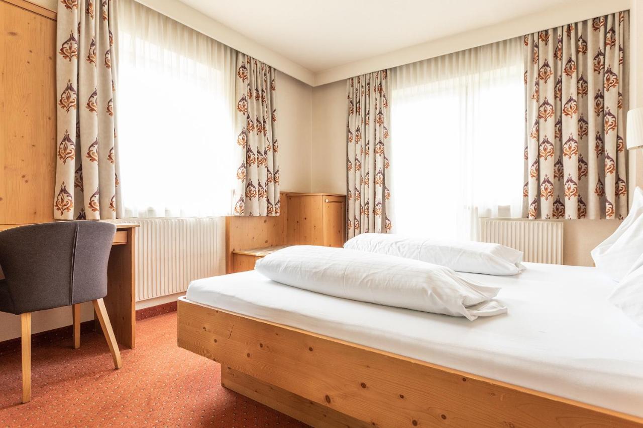 Hotel Zum Hirschen อิมสท์ ภายนอก รูปภาพ